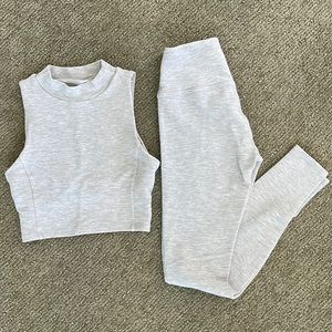 Alo Mock Neck Rib Tank + leggings
